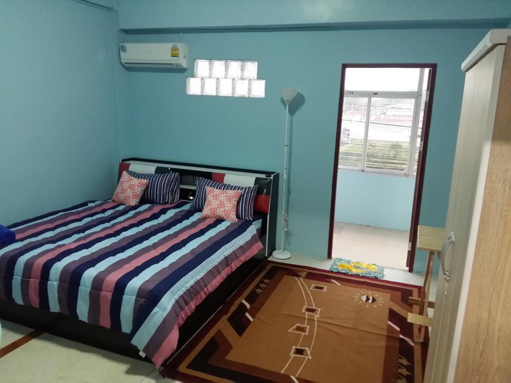 Hana Guesthouse Hua Hin Bagian luar foto