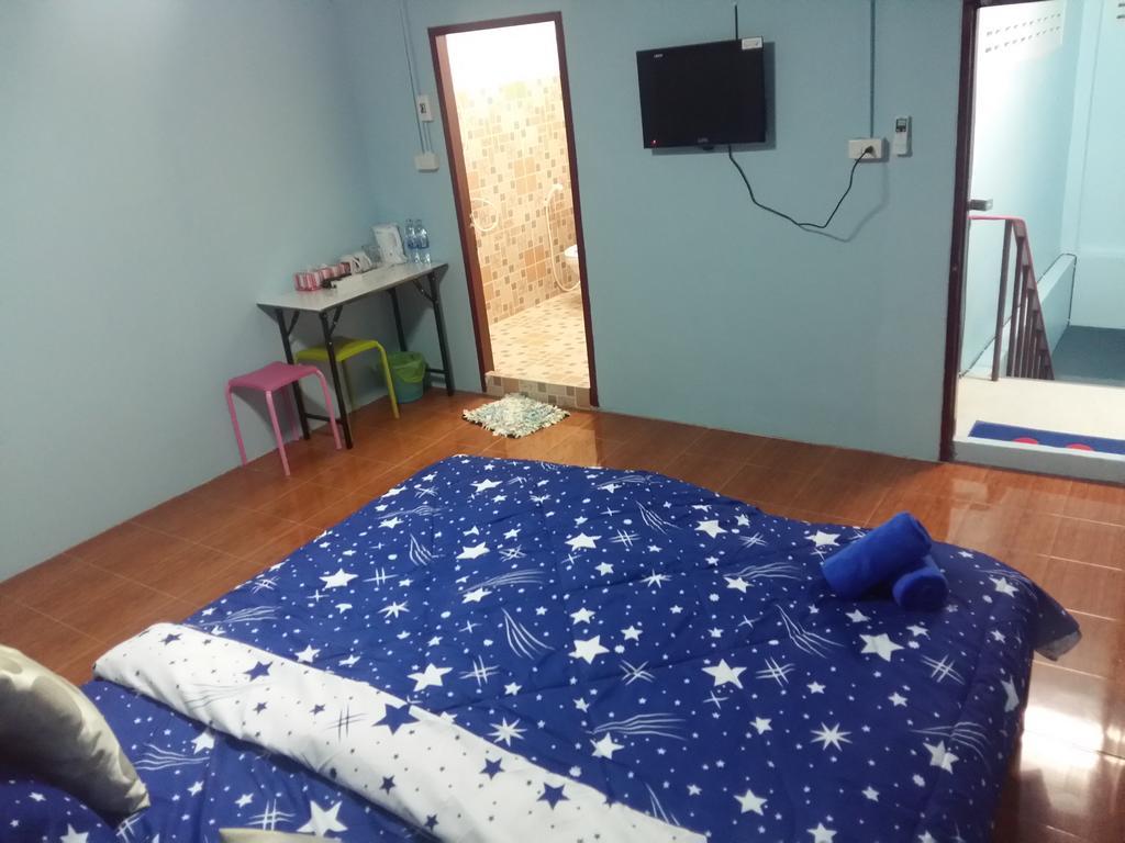 Hana Guesthouse Hua Hin Bagian luar foto