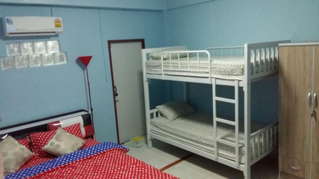 Hana Guesthouse Hua Hin Bagian luar foto