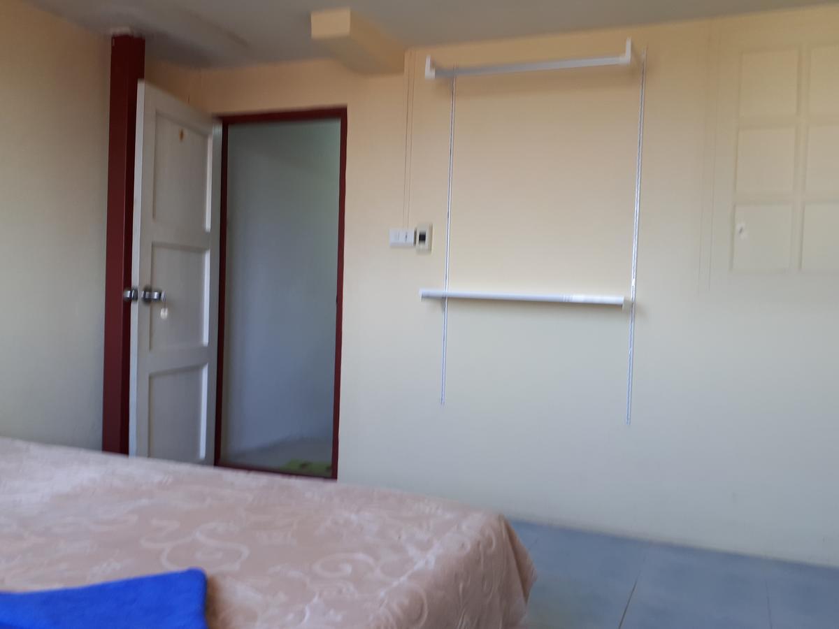 Hana Guesthouse Hua Hin Bagian luar foto