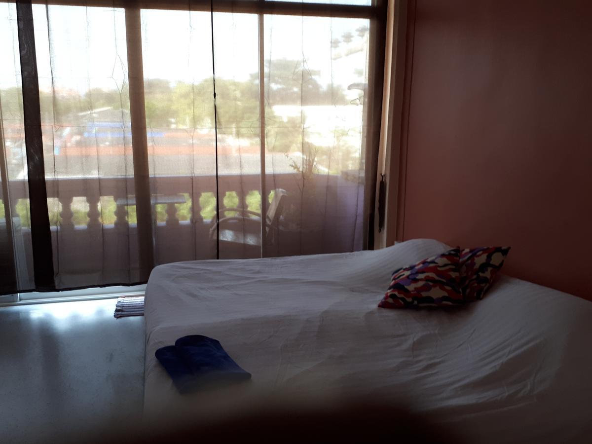 Hana Guesthouse Hua Hin Bagian luar foto