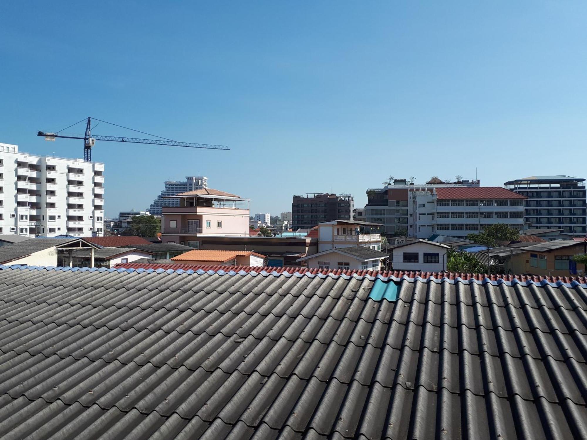 Hana Guesthouse Hua Hin Bagian luar foto
