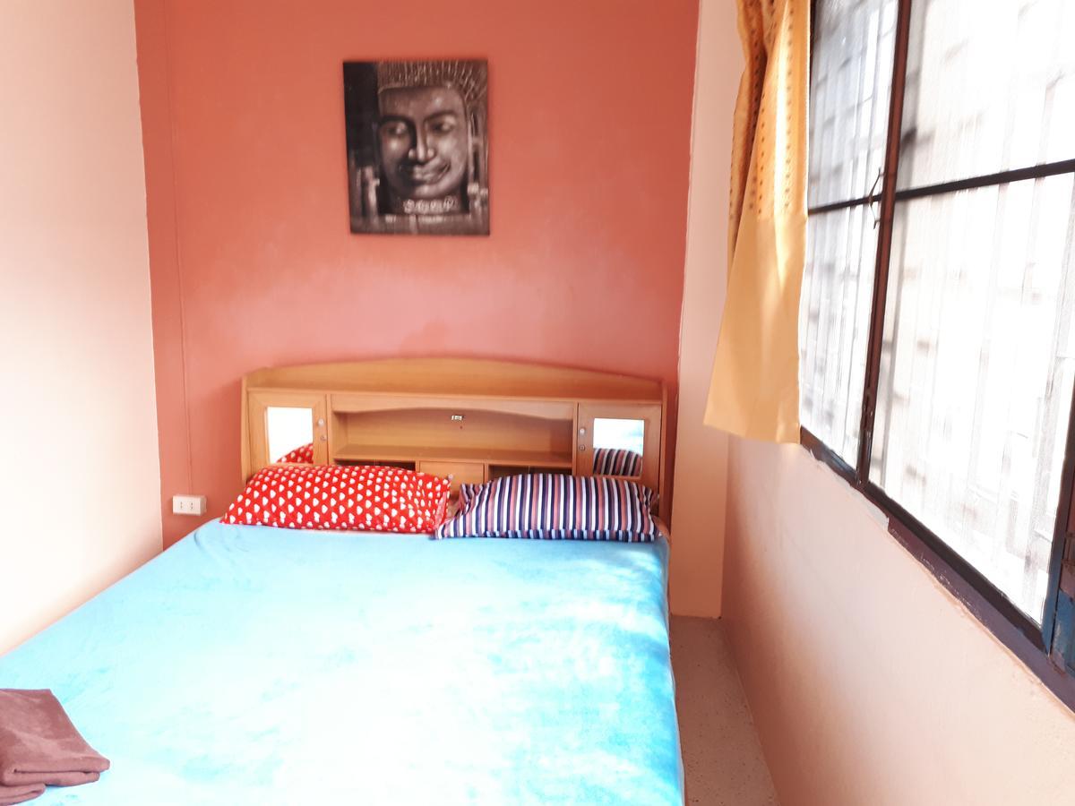 Hana Guesthouse Hua Hin Bagian luar foto