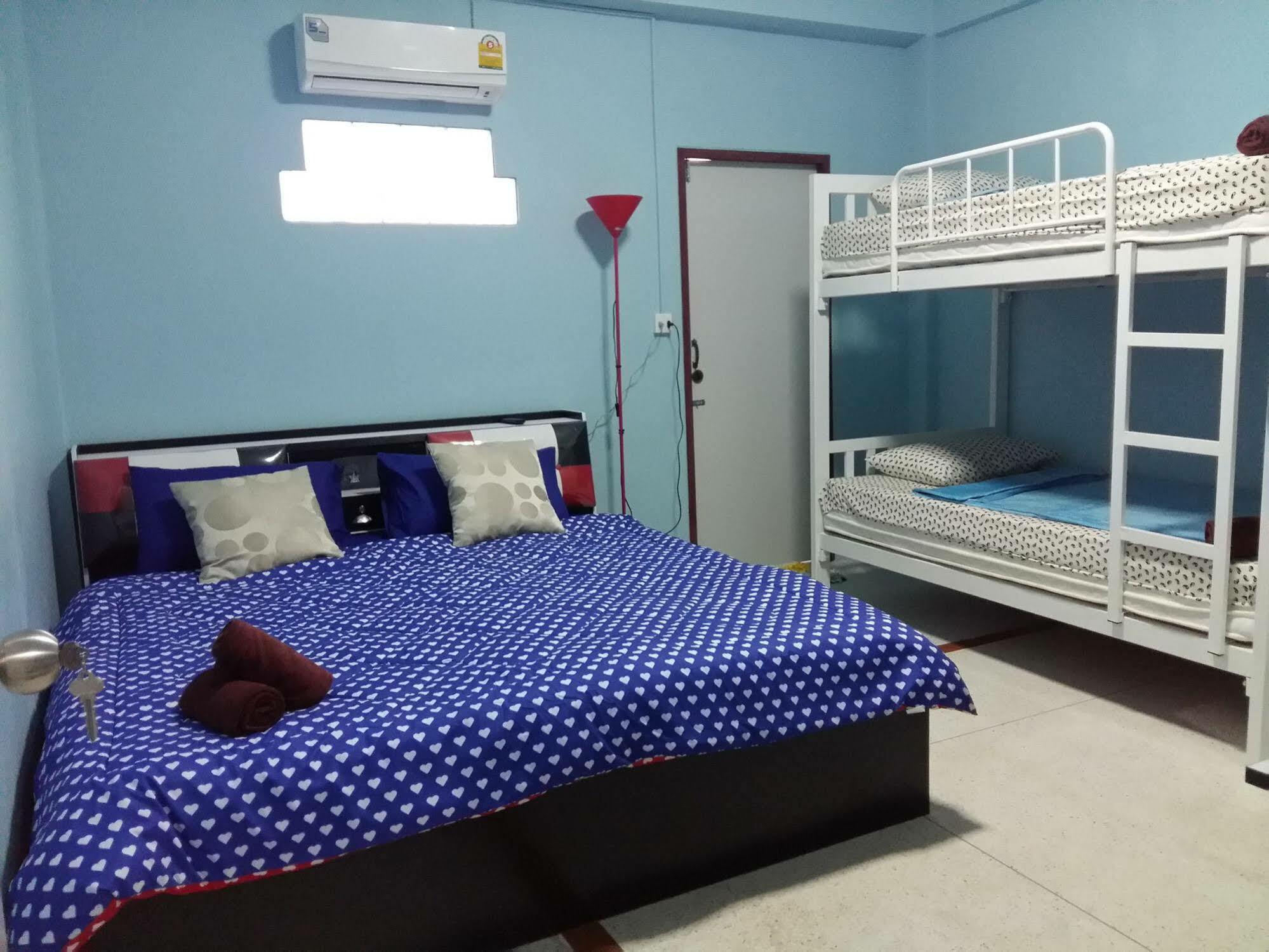 Hana Guesthouse Hua Hin Bagian luar foto
