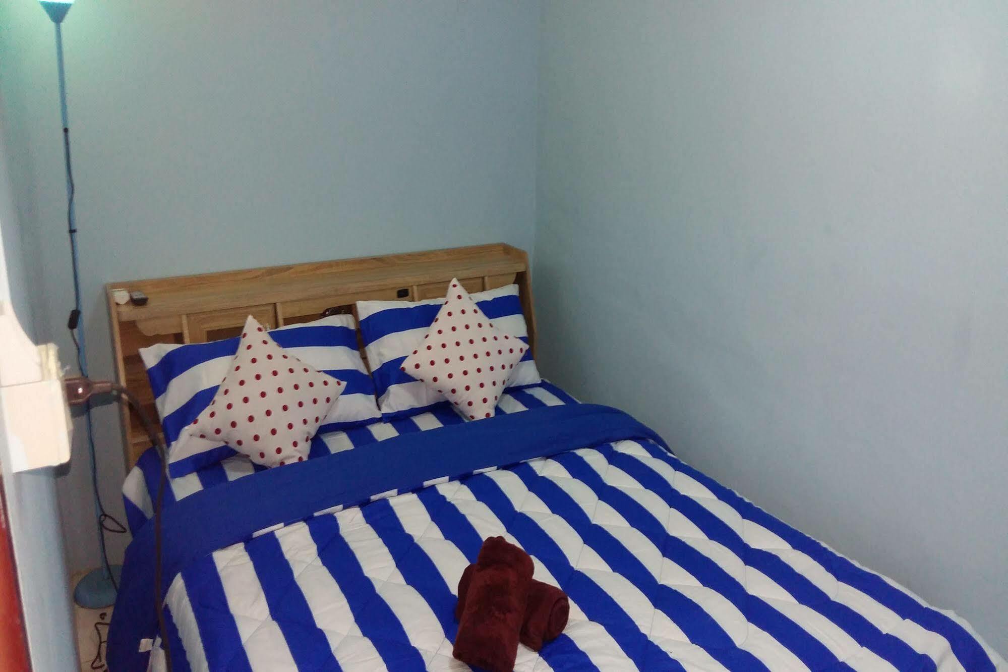 Hana Guesthouse Hua Hin Bagian luar foto