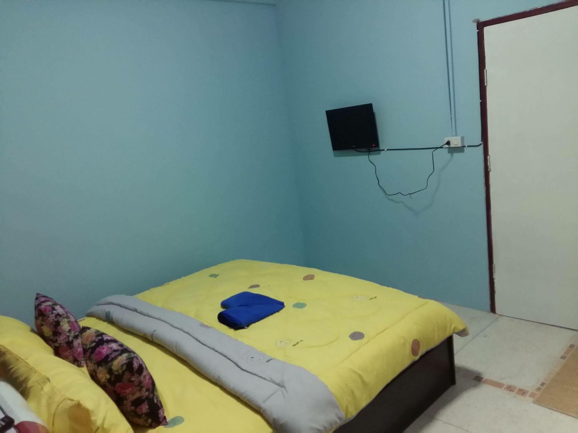 Hana Guesthouse Hua Hin Bagian luar foto