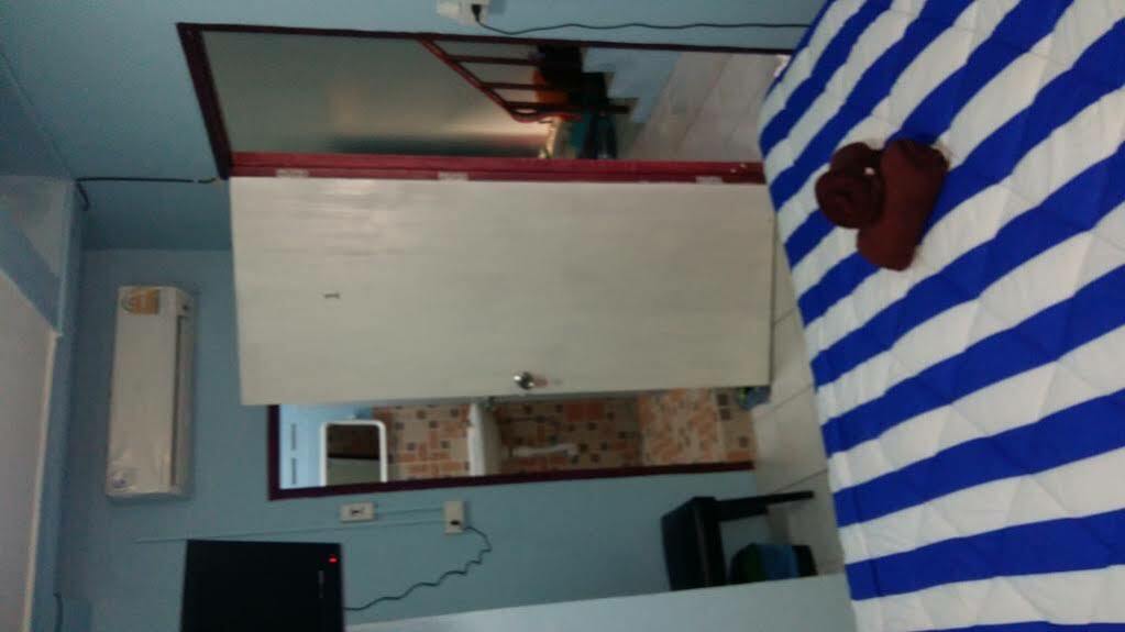 Hana Guesthouse Hua Hin Bagian luar foto